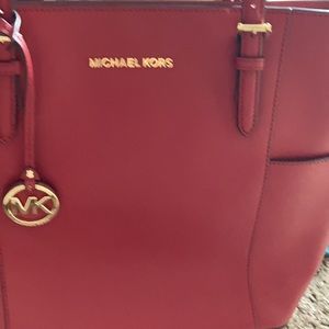 Michael kors shoulder bag.